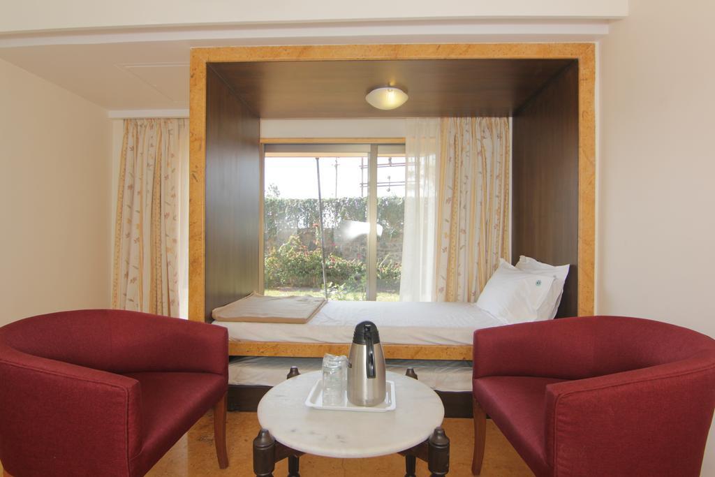 Blue Country Resort Panchgani Room photo