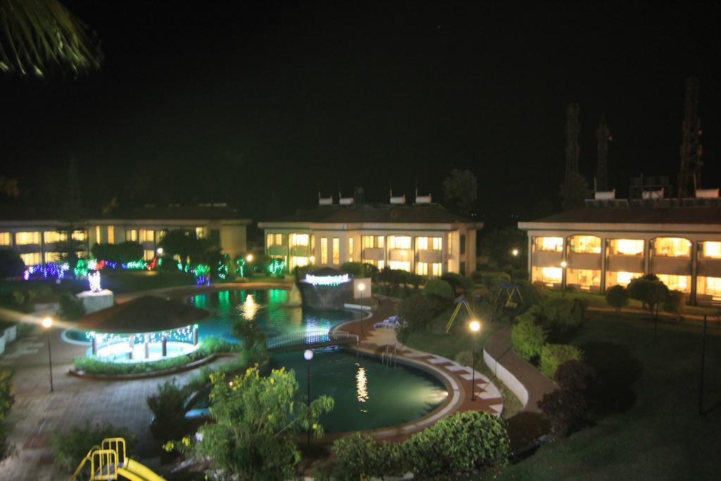 Blue Country Resort Panchgani Exterior photo